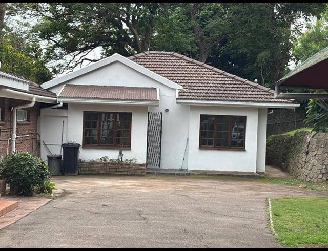 7 BEDROOM HOUSE FOR SALE IN ROUKEN GLEN